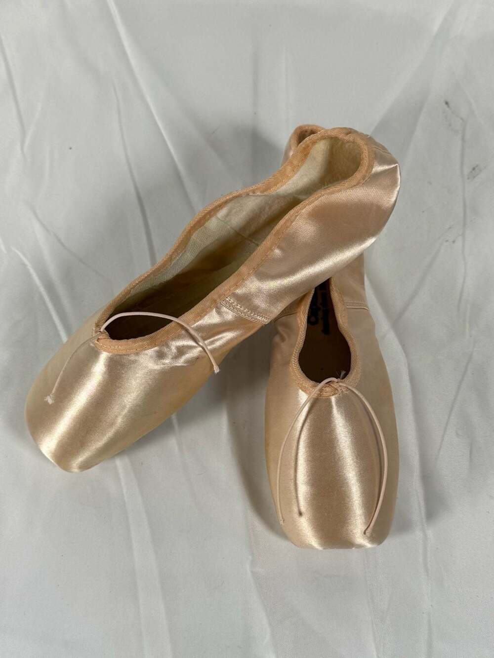Vintage Capezio 185 ES Pink Satin Pointe Shoes with Original Box Size 6 B